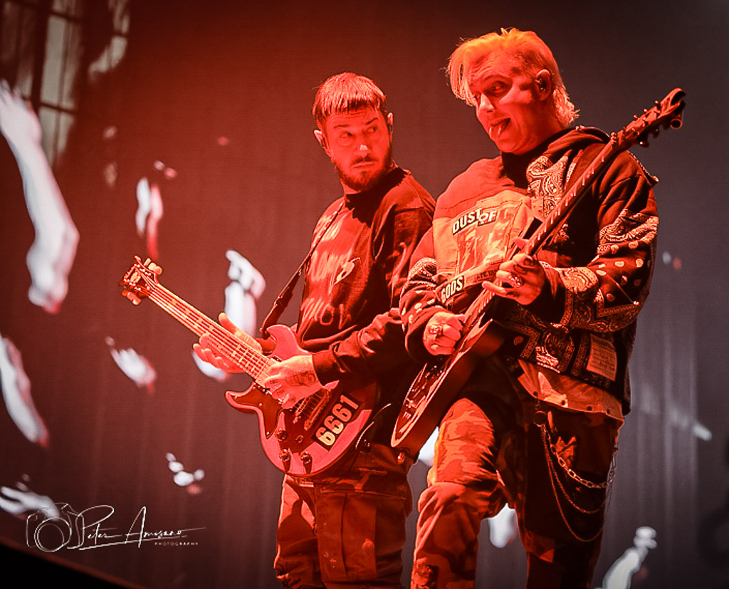 Photos: Avenged Sevenfold takes over T-Mobile